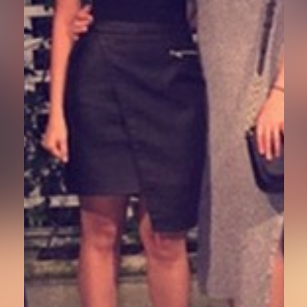 Leather like‎ mini skirt - Picture 6 of 6